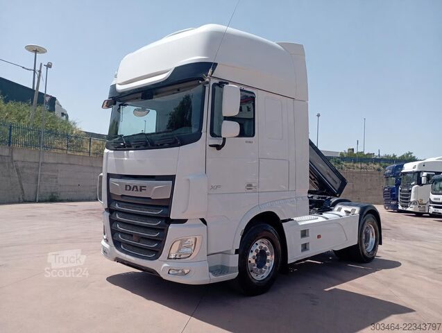 Standard nyergesvontató DAF XF 530 con ADR+PRESA DI FORZA+ GARANZIA