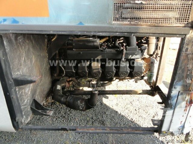 Intercitybus MERCEDES-BENZ O 550 INTEGRO - mit Brandschaden * TEILESPENDER