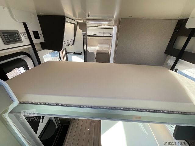 Half-integraal camper FORSTER T 669 EB, Fahrradträger, Markise, Radio mit Navi
