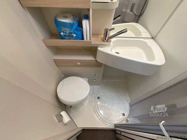 Capucine EURA MOBIL ACTIVA ONE 690 HB, Fahrradträger, Dachklima