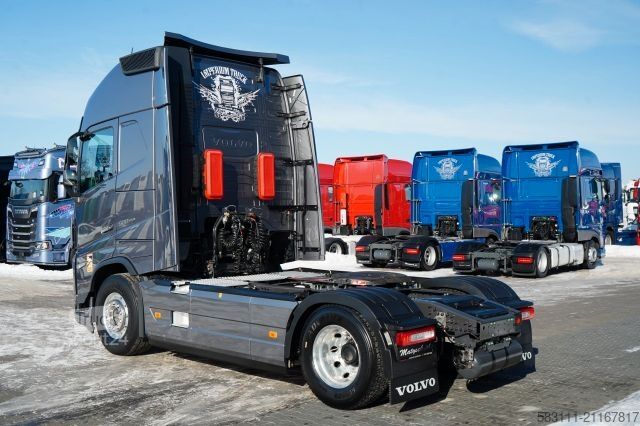 Standart çekici ünitesi VOLVO H 500 / PE?NY ADR / XXL / BOGATE WYPOSA?ENIE / O