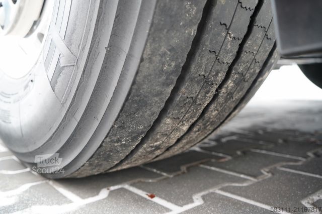 Standart çekici ünitesi VOLVO H 500 / PE?NY ADR / XXL / BOGATE WYPOSA?ENIE / O