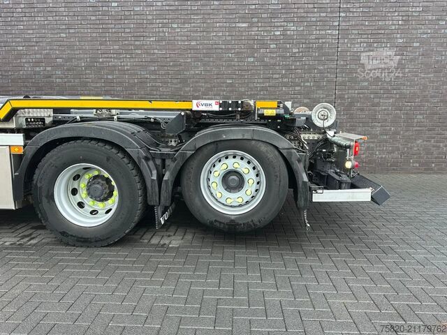 Sistem ročice s kavljem Volvo FM 430 6X2 +  SCHADE/DAMAGE/UNFALL/HAAKARMSYSTE...