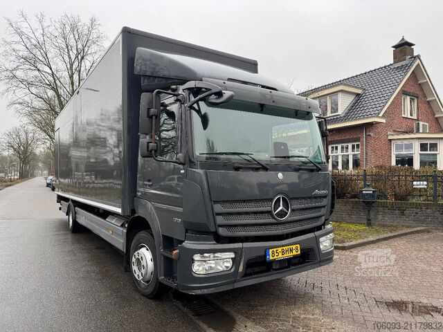 Valise Mercedes-Benz Atego 1218 Bakwagen Laadklep