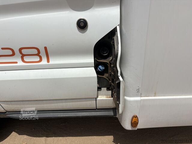 полуинтегриран кемпер Roller Team Kronos Fit 281P | Ford Transit 2.0 TDCi 165 CV Automatico |