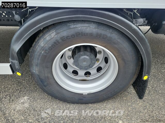 Box body Mercedes Actros 1930 4X2 DAMAGED TRUCK 2000kg Ladebordwa...