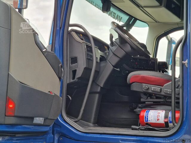 Bavul Volvo FH 13.420 Globetrotter XL 4x2 - Box - Loadlift ...