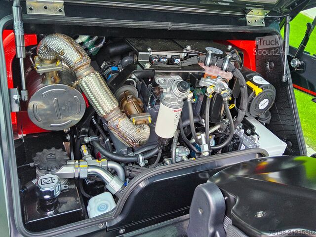 All-terrain forklift Manitou MC 30-4