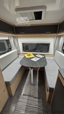 Caravan Niewiadow Lazur 4