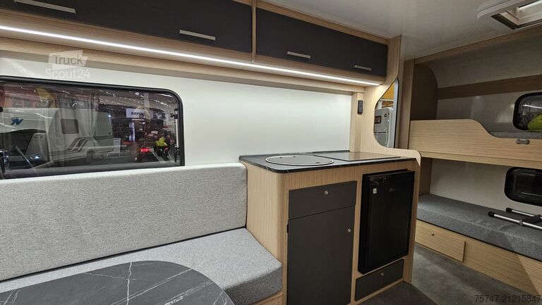 Caravan Niewiadow Lazur 4