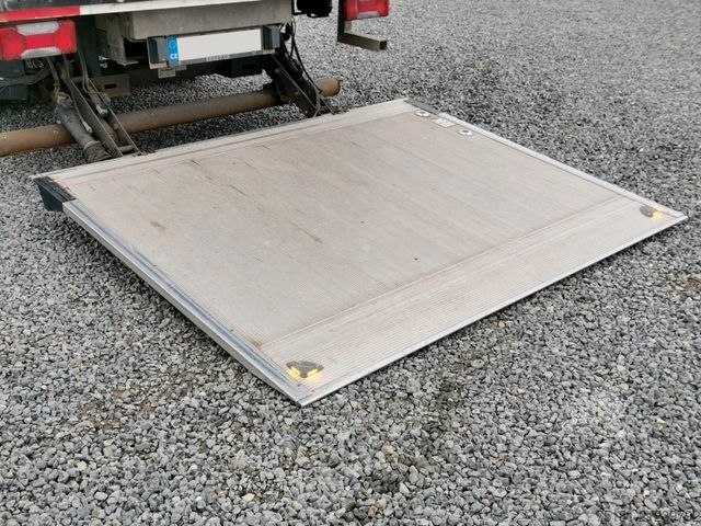 Box van IVECO Daily 50C16/3.0 KOFFER 9 PAL/ KLIMA/ LBW/ 3,5T