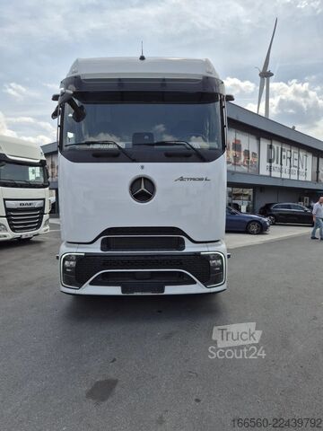 Standardtraktor Mercedes-Benz Actros 1945 LS