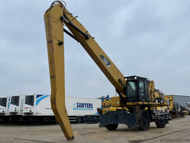 Material handling machine Caterpillar M325D MH