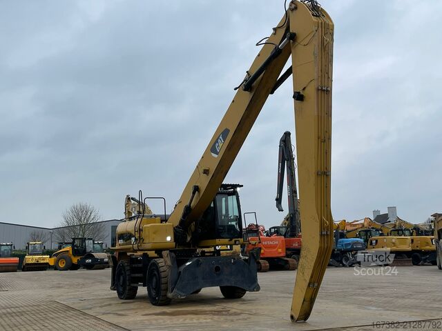 Material handling machine Caterpillar M325D MH