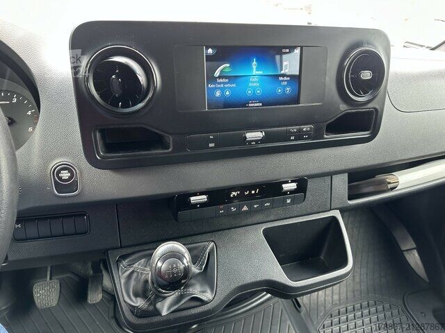 Dvigubos kabinos furgonas Mercedes-Benz Sprinter 314 CDI RWD L2 4x4 Doka Pritsche