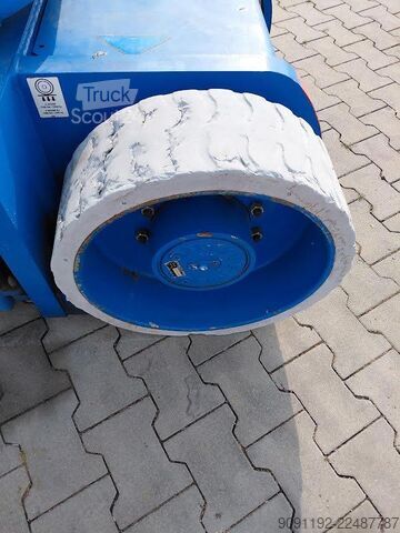 Съчленена телескопична работна платформа Genie Z-30/20N RJ