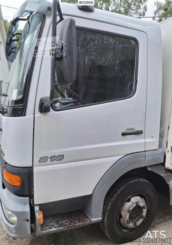 Platformos priekaba Mercedes-Benz Atego 818