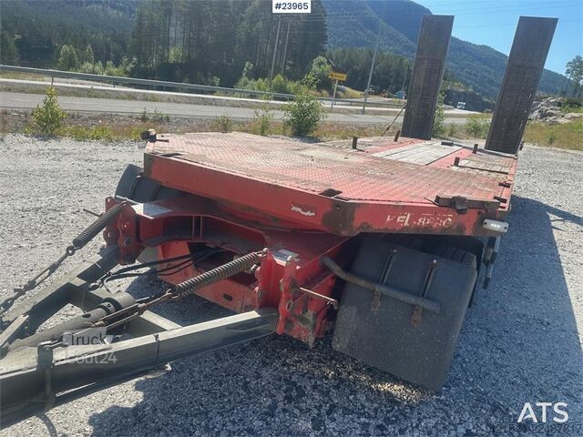 Низький навантажувач Kel-Berg Maskinslep with hydraulic ramps