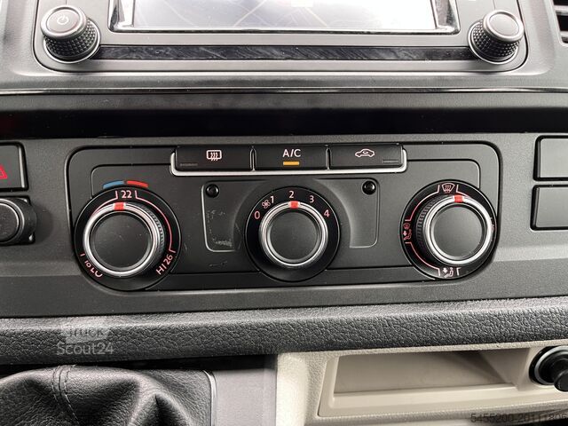 Platforma za učitavanje VW Transporter 2.0 TDI L2H1 DC 102pk Pick-up Trekh...