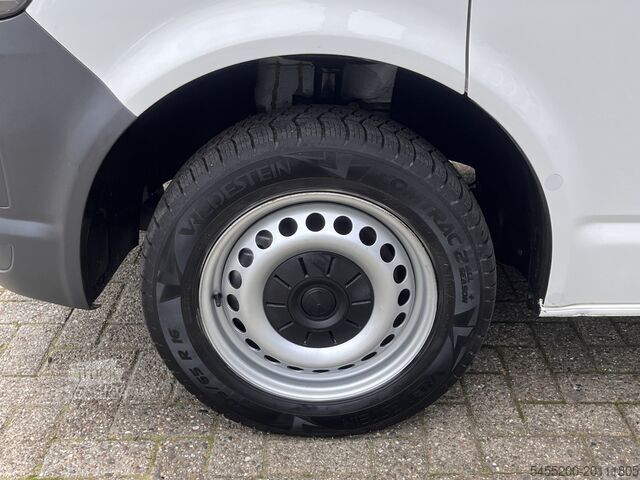 Platforma za učitavanje VW Transporter 2.0 TDI L2H1 DC 102pk Pick-up Trekh...