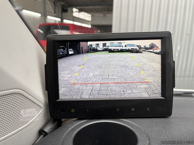 Platforma za učitavanje VW Transporter 2.0 TDI L2H1 DC 102pk Pick-up Trekh...
