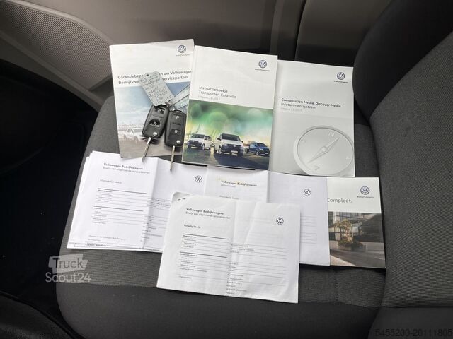 Platforma za učitavanje VW Transporter 2.0 TDI L2H1 DC 102pk Pick-up Trekh...