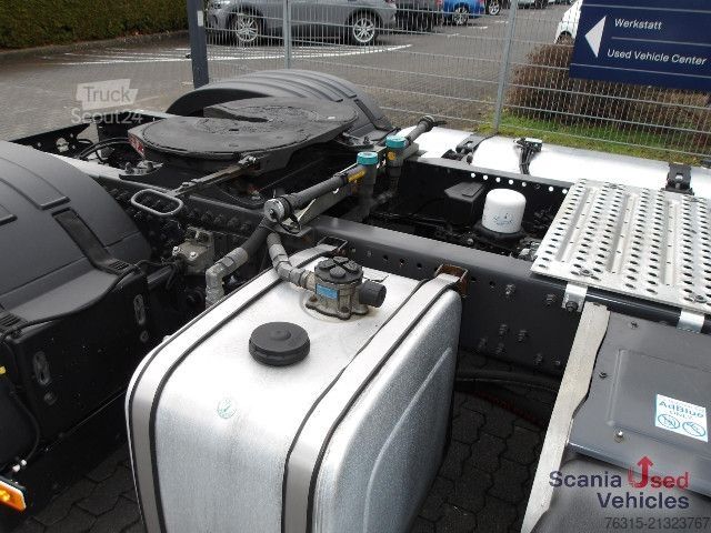 Camión de materiales peligrosos Volvo FH 500-Globetrotter-ADR-HYDRAULIK-NO I-SAVE