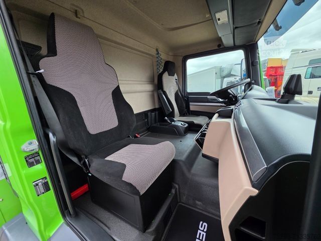 LKW mit Kofferaufbau MAN TGM 18.290 4X2 BL / Ladebordwand