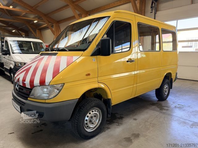 Ploščati dostavnik MERCEDES-BENZ Sprinter 313 CDI 4x4 Allrad L1H1