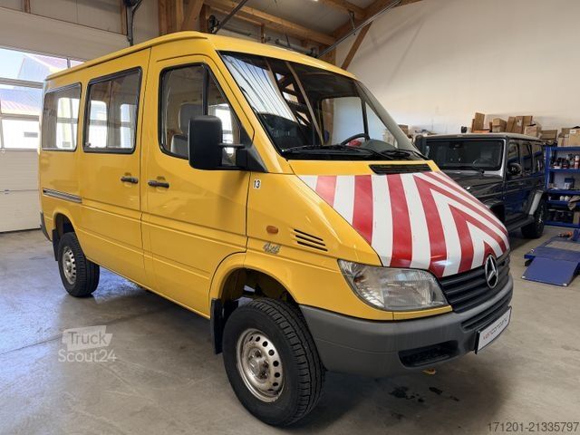 Ploščati dostavnik MERCEDES-BENZ Sprinter 313 CDI 4x4 Allrad L1H1