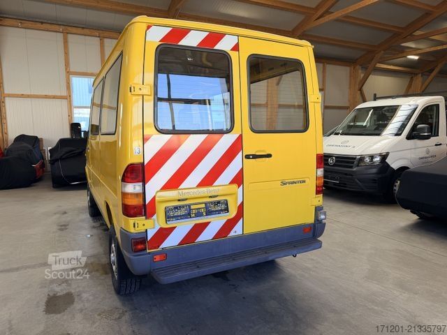 Ploščati dostavnik MERCEDES-BENZ Sprinter 313 CDI 4x4 Allrad L1H1