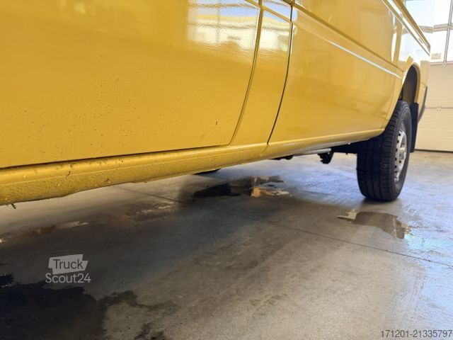 Ploščati dostavnik MERCEDES-BENZ Sprinter 313 CDI 4x4 Allrad L1H1