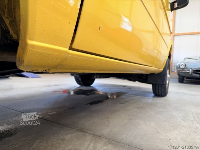 Ploščati dostavnik MERCEDES-BENZ Sprinter 313 CDI 4x4 Allrad L1H1