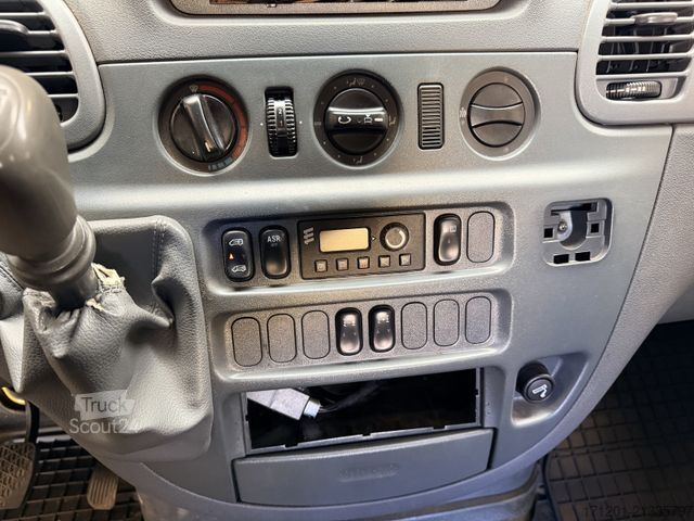 Ploščati dostavnik MERCEDES-BENZ Sprinter 313 CDI 4x4 Allrad L1H1