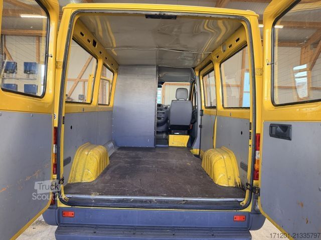 Ploščati dostavnik MERCEDES-BENZ Sprinter 313 CDI 4x4 Allrad L1H1