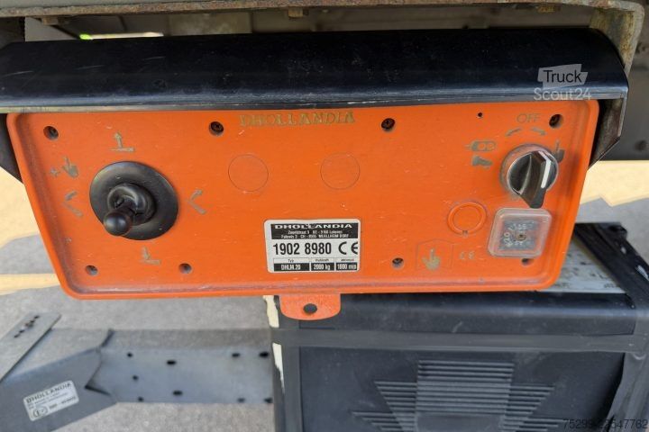 Autocarro con cassone MAN TGM 15.290 4x2 Koffer/HB / Swiss-Vehicle