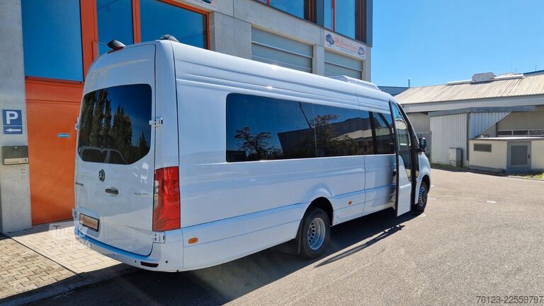Minibus MERCEDES-BENZ 517 Lord Comfort XXL Vorlauffahrzeug 23 SS