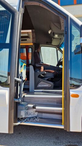 Minibus MERCEDES-BENZ 517 Lord Comfort XXL Vorlauffahrzeug 23 SS