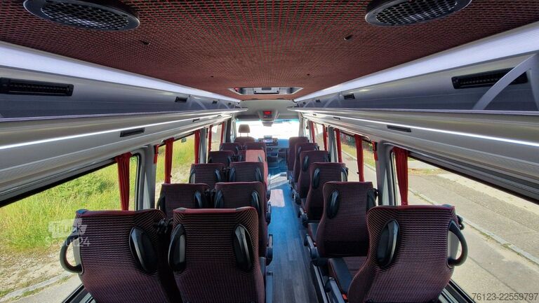 Minibus MERCEDES-BENZ 517 Lord Comfort XXL Vorlauffahrzeug 23 SS
