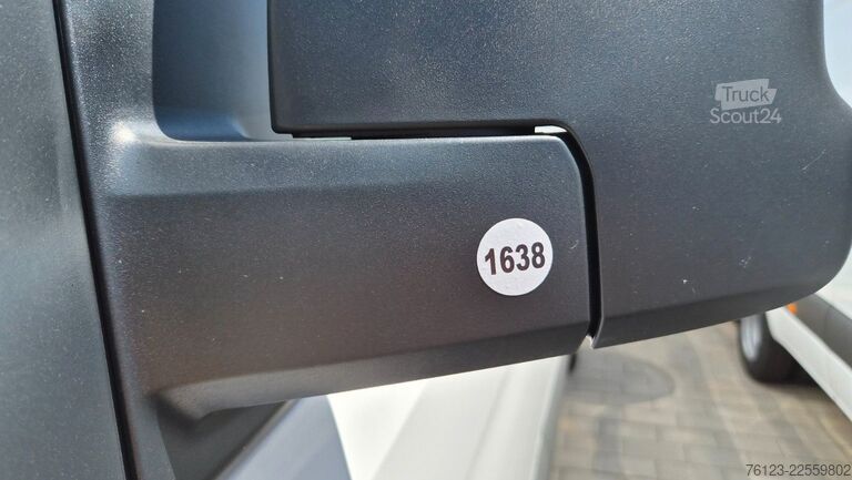Bestelwagen met verhoogd dak MERCEDES-BENZ Sprinter III Kasten  519 CDI RWD 4x 4 Allrad