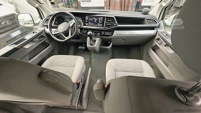 عربة التخييم/عربة سكن متنقلة Volkswagen California Coast 2022 | Cambio automatico | Tetto a soffietto