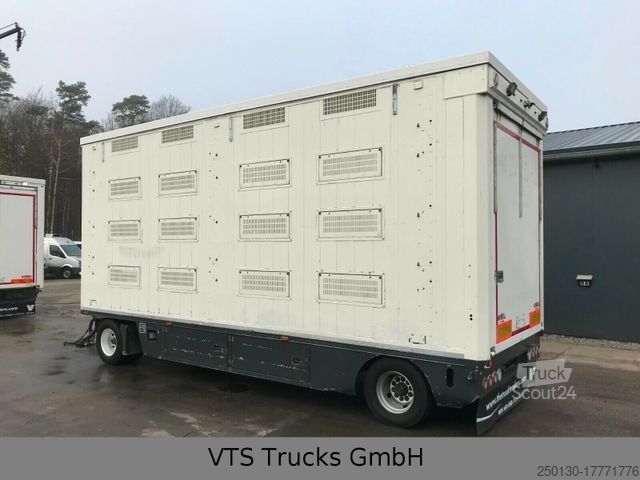 Przyczepa do transportu koni Finkl VA 220 4 Stock Viehanhänger