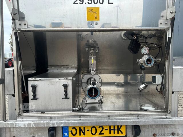 Camião-cisterna Van Hool FOOD / RVS chassis / empty weight: 5.860kg / 29...