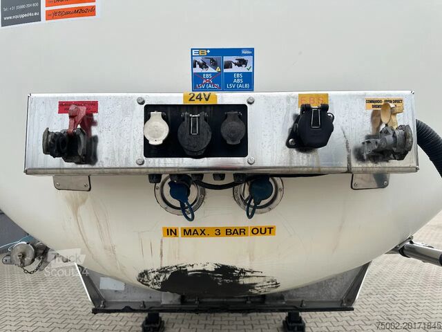 Camião-cisterna Van Hool FOOD / RVS chassis / empty weight: 5.860kg / 29...