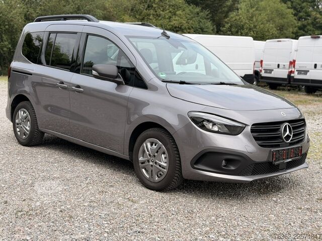 Minibus Mercedes-Benz Citan Kombi 113 Standard Tourer Pro