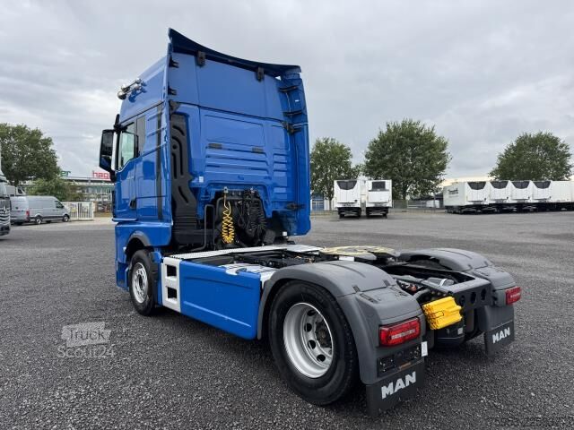Cap tractor standard MAN TGX 18.520 GX Standklima Intarder LED EURO 6 E