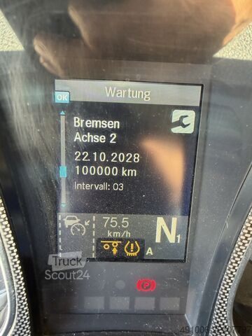 Kamion z zamenljivo nadgradnjo Mercedes-Benz Actros 2545