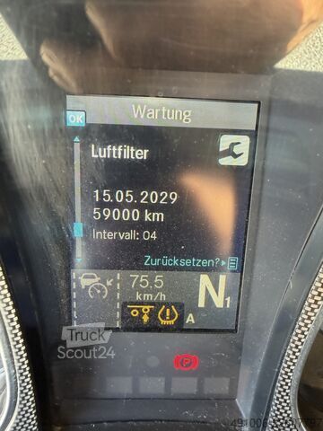 Kamion z zamenljivo nadgradnjo Mercedes-Benz Actros 2545
