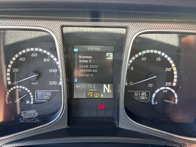Kamion z zamenljivo nadgradnjo Mercedes-Benz Actros 2545