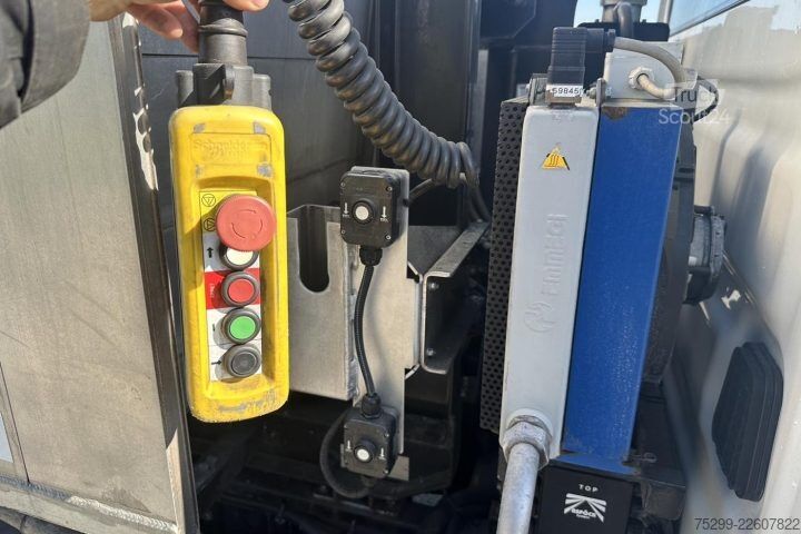 Kanca kasalı yük kamyonu (roll-off) Iveco 70C17 Haken / Kehricht / WD